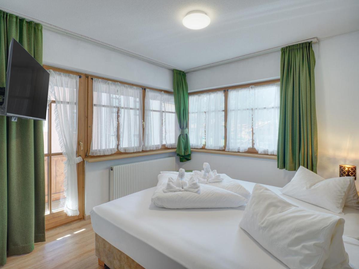 Center Rooms & Apartments Mayrhofen Exterior foto